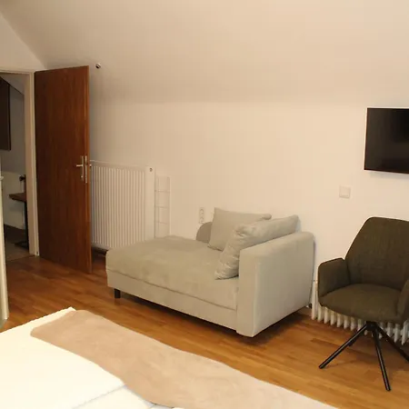 Blockheidehof Gæstehus 3*